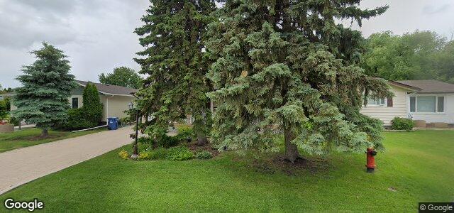 Larawan ng 222 Whitegates Crescent sa Winnipeg, Manitoba