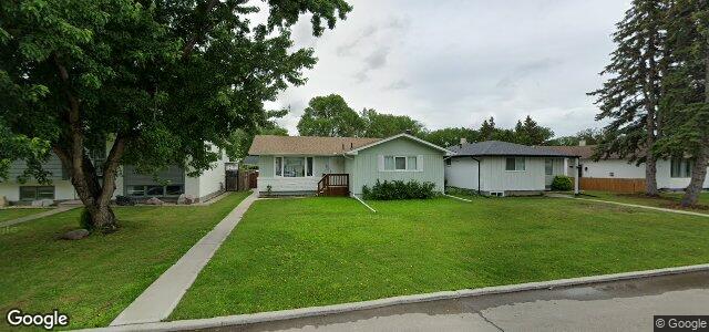 Larawan ng 223 Whitegates Crescent sa Winnipeg, Manitoba