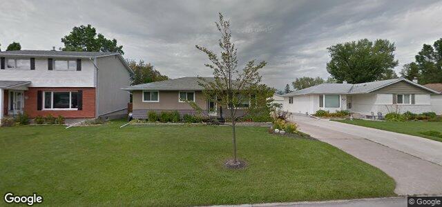 Larawan ng 229 Allard Avenue sa Winnipeg, Manitoba