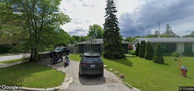 Larawan ng 230 Sansome Avenue sa Winnipeg, Manitoba