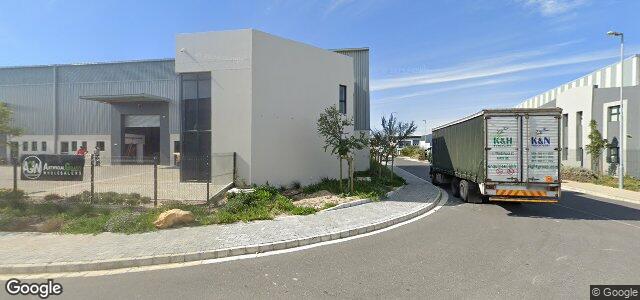 Larawan ng 24 Columbus Crescent sa Winnipeg, Manitoba