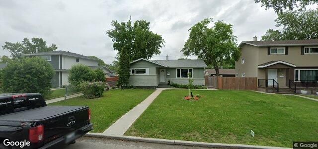 Larawan ng 243 Whitegates Crescent sa Winnipeg, Manitoba