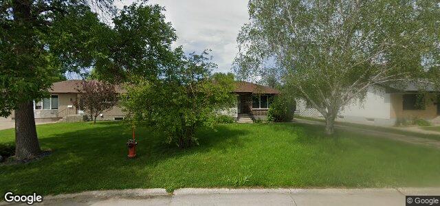 Larawan ng 25 Henday Bay sa Winnipeg, Manitoba