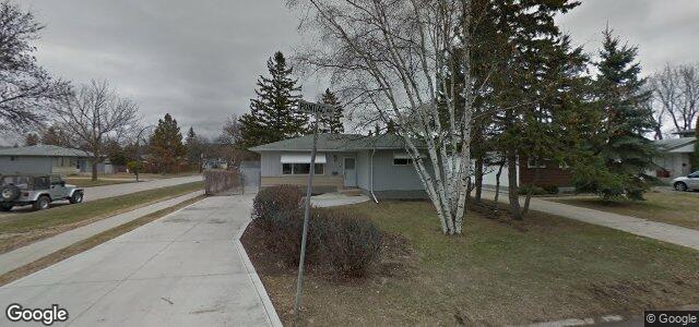 Larawan ng 3 Pontiac Bay sa Winnipeg, Manitoba