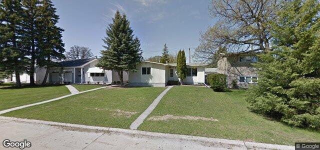 Larawan ng 340 Whitegates Crescent sa Winnipeg, Manitoba