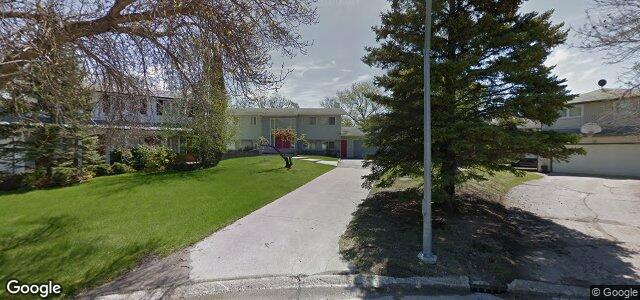 Larawan ng 35 Haliburton Bay sa Winnipeg, Manitoba