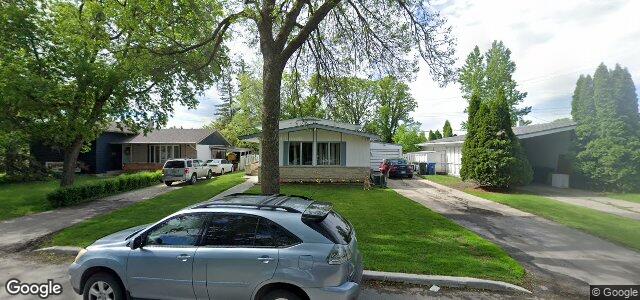 Larawan ng 35 Jolliett Crescent sa Winnipeg, Manitoba