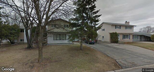 Larawan ng 35 Pontiac Bay sa Winnipeg, Manitoba