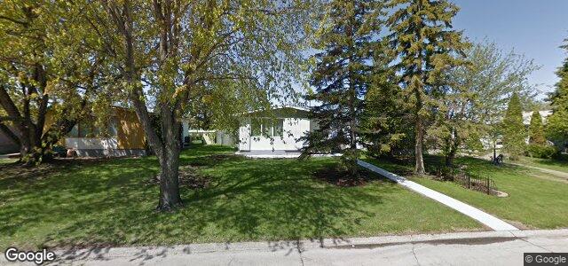 Larawan ng 354 Whitegates Crescent sa Winnipeg, Manitoba