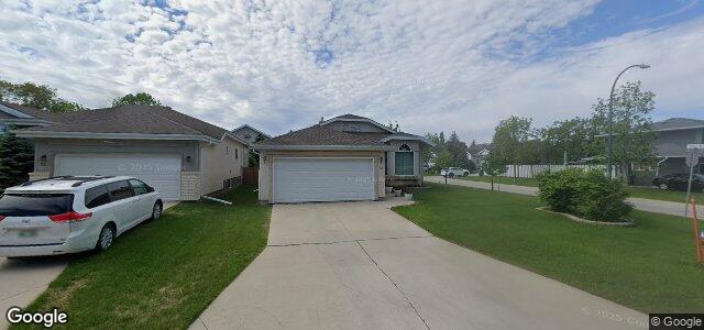 Larawan ng 36 Columbus Crescent sa Winnipeg, Manitoba