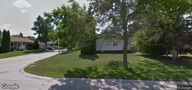 Larawan ng 40 Byrd Avenue sa Winnipeg, Manitoba