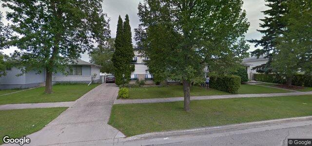 Larawan ng 447 Raquette Street sa Winnipeg, Manitoba