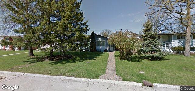Larawan ng 46 Addison Crescent sa Winnipeg, Manitoba