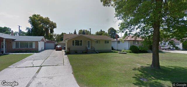 Larawan ng 52 Byrd Avenue sa Winnipeg, Manitoba
