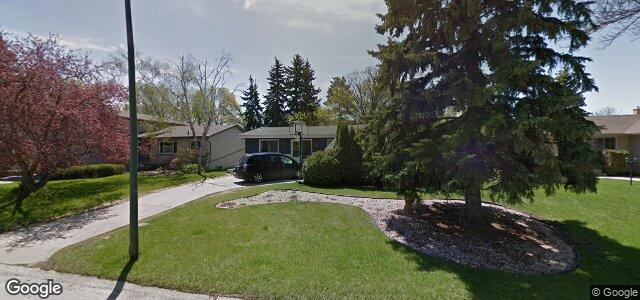 Larawan ng 71 Robert Service Bay sa Winnipeg, Manitoba