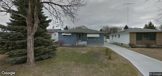 Larawan ng 74 Pontiac Bay sa Winnipeg, Manitoba