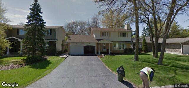 Larawan ng 76 Kilmer Avenue sa Winnipeg, Manitoba