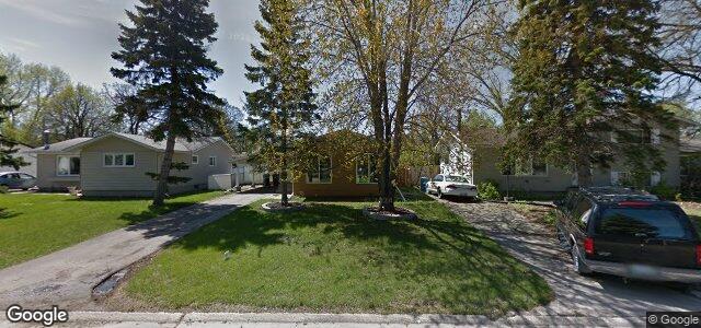 Larawan ng 83 Belcourt Bay sa Winnipeg, Manitoba