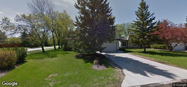 Larawan ng 83 Robert Service Bay sa Winnipeg, Manitoba