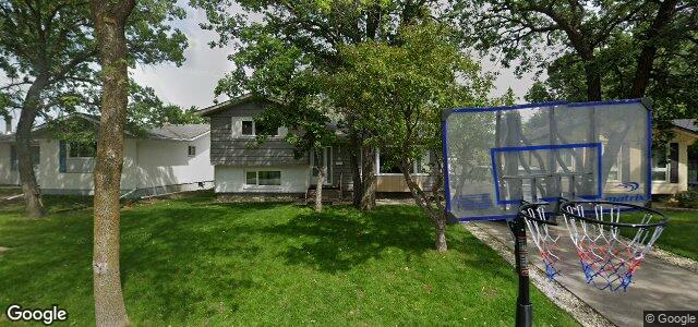 Larawan ng 90 Dickens Drive sa Winnipeg, Manitoba