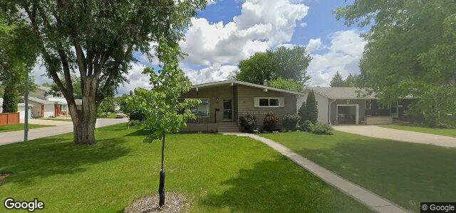 Larawan ng 90 Twain Drive sa Winnipeg, Manitoba