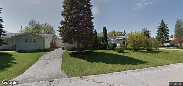 Larawan ng 99 Belcourt Bay sa Winnipeg, Manitoba