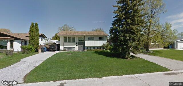 Larawan ng 99 Erlandson Drive sa Winnipeg, Manitoba