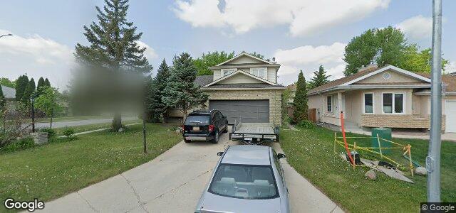 Larawan ng 100 Wittenberg Road sa Winnipeg, Manitoba