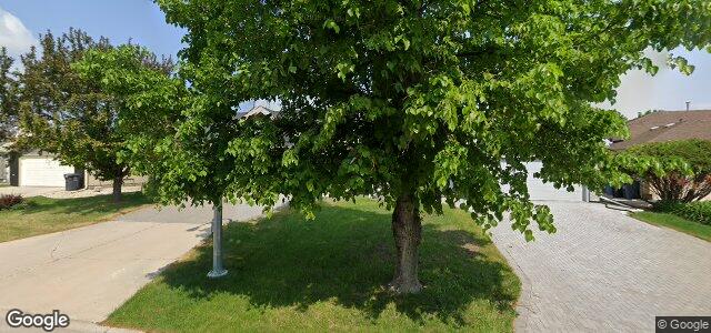 Larawan ng 103 Saxon Bay sa Winnipeg, Manitoba