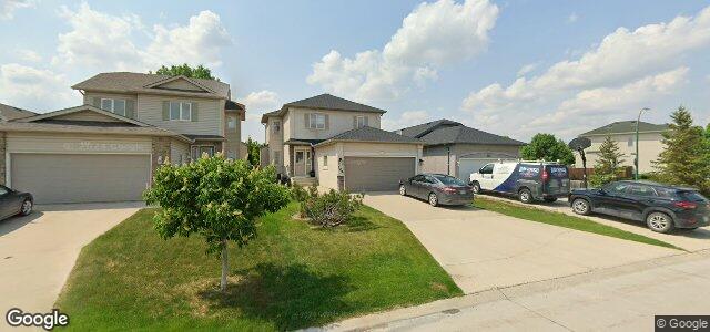 Larawan ng 104 Cloverwood Road sa Winnipeg, Manitoba