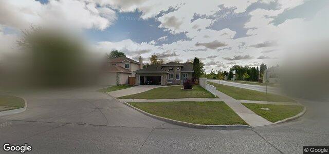 Larawan ng 1073 Scurfield Boulevard sa Winnipeg, Manitoba
