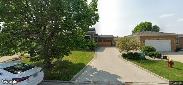 Larawan ng 114 Burlington Way sa Winnipeg, Manitoba