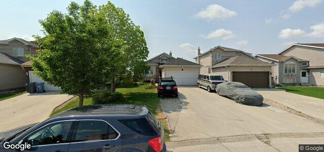 Larawan ng 114 Vineland Crescent sa Winnipeg, Manitoba