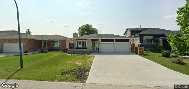 Larawan ng 122 Burlington Way sa Winnipeg, Manitoba