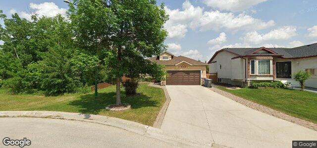 Larawan ng 123 Roseglen Crescent sa Winnipeg, Manitoba