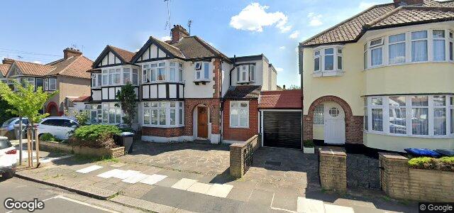 Larawan ng 127 Fleetwood Road sa Winnipeg, Manitoba