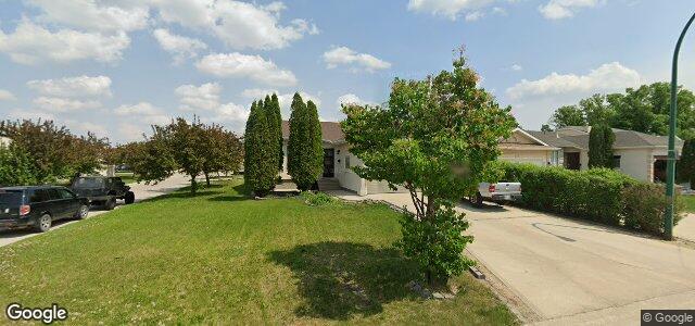 Larawan ng 128 Cedar Glen Road sa Winnipeg, Manitoba