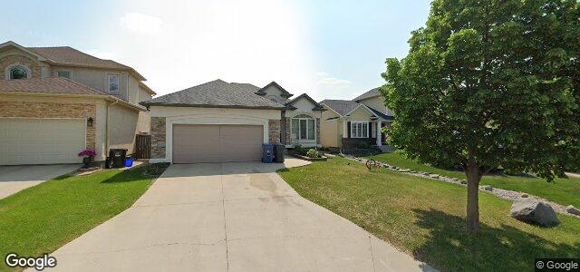 Larawan ng 130 Georgetown Drive sa Winnipeg, Manitoba