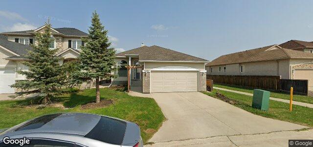 Larawan ng 1320 Scurfield Boulevard sa Winnipeg, Manitoba