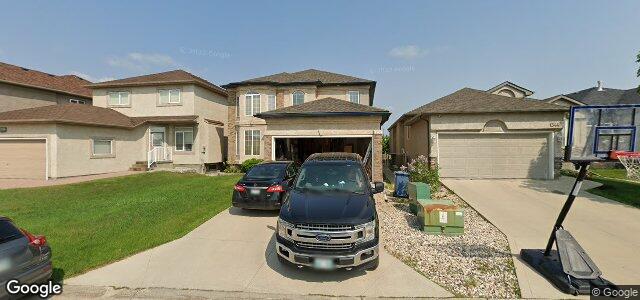 Photo of 1340 Scurfield Boulevard in Winnipeg, Manitoba