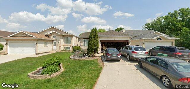 Larawan ng 136 Cedar Glen Road sa Winnipeg, Manitoba