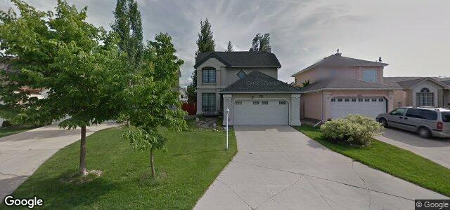 Larawan ng 136 Invermere Street sa Winnipeg, Manitoba