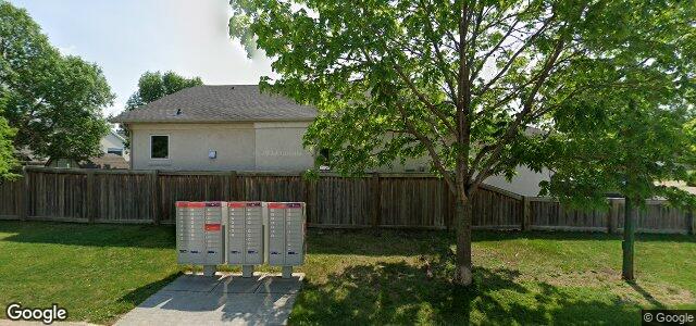 Larawan ng 139 Vineland Crescent sa Winnipeg, Manitoba