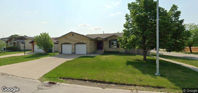 Larawan ng 142 Burlington Way sa Winnipeg, Manitoba