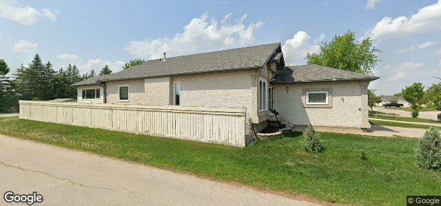 Larawan ng 143 Cedar Glen Road sa Winnipeg, Manitoba