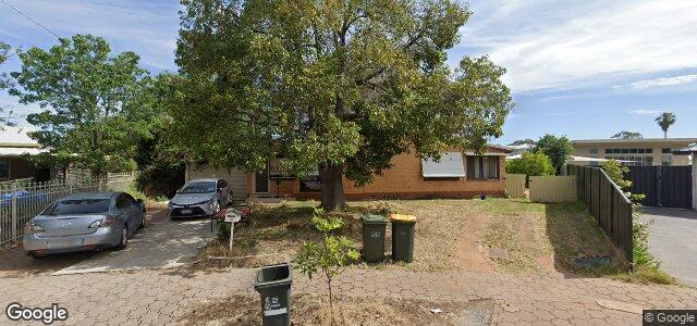 Larawan ng 15 Leander Crescent sa Winnipeg, Manitoba