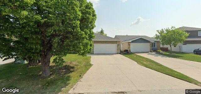 Larawan ng 15 Southbend Crescent sa Winnipeg, Manitoba