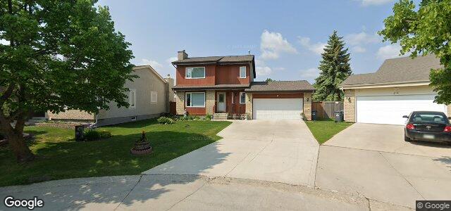 Larawan ng 16 Stonegate Close sa Winnipeg, Manitoba