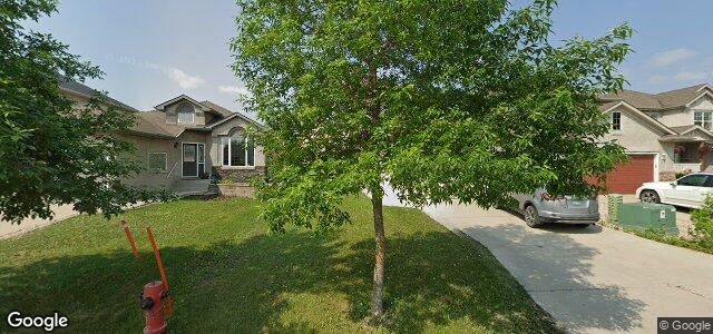 Larawan ng 18 Bessboro Street N sa Winnipeg, Manitoba