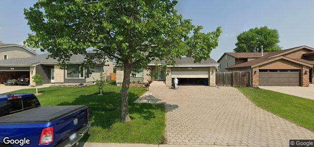 Larawan ng 18 Leamington Gate sa Winnipeg, Manitoba